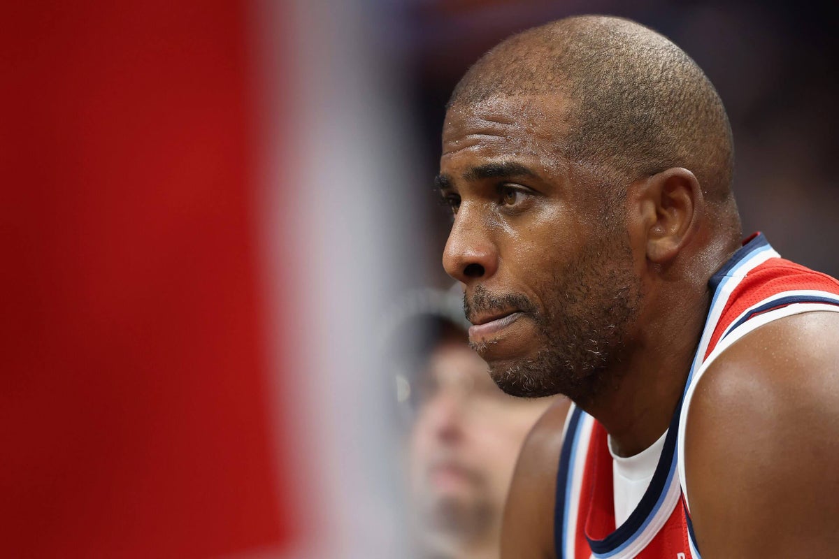 This Week in the NBA: Chris Paul sent home, LeBron James streak ends and more