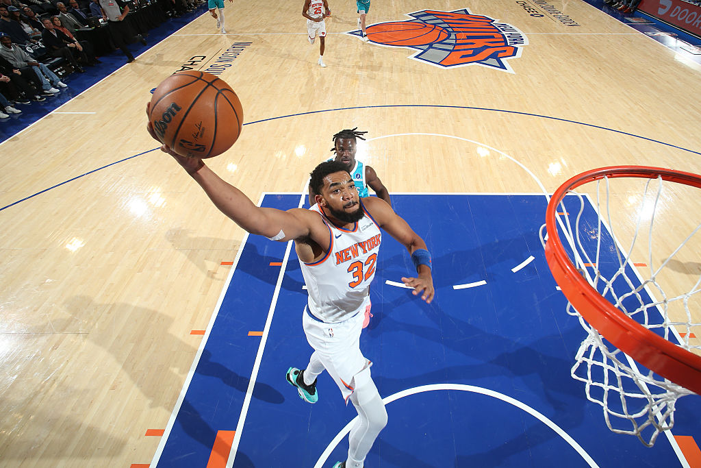 NEW YORK, NY - DECEMBER 3: Karl-Anthony Towns #32 of the New York Knicks dunks the ball during the game against the Charlotte Hornets on December 3, 2025 at Madison Square Garden in New York City, New York. NOTE TO USER: User expressly acknowledges and agrees that, by downloading and or using this photograph, User is consenting to the terms and conditions of the Getty Images License Agreement. Mandatory Copyright Notice: Copyright 2025 NBAE (Photo by Nathaniel S. Butler/NBAE via Getty Images)