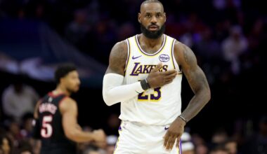 LeBron James’ agent shuts down idea of superstar leaving Lakers this season