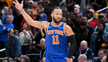 INDIANAPOLIS, INDIANA - DECEMBER 18: Jalen Brunson #11 of the New York Knicks celebrates after making a shot in the fourth quarter against the Indiana Pacers at Gainbridge Fieldhouse on December 18, 2025 in Indianapolis, Indiana. NOTE TO USER: User expressly acknowledges and agrees that, by downloading and or using this photograph, User is consenting to the terms and conditions of the Getty Images License Agreement. (Photo by Dylan Buell/Getty Images)