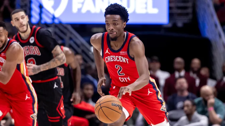 NBA Insider says Lakers interested in Pelicans' Herb Jones image