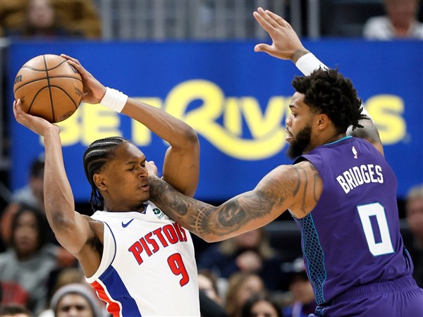 Cunningham has triple-double, Duren gets double-double to lead Pistons to 112-86 win over Hornets