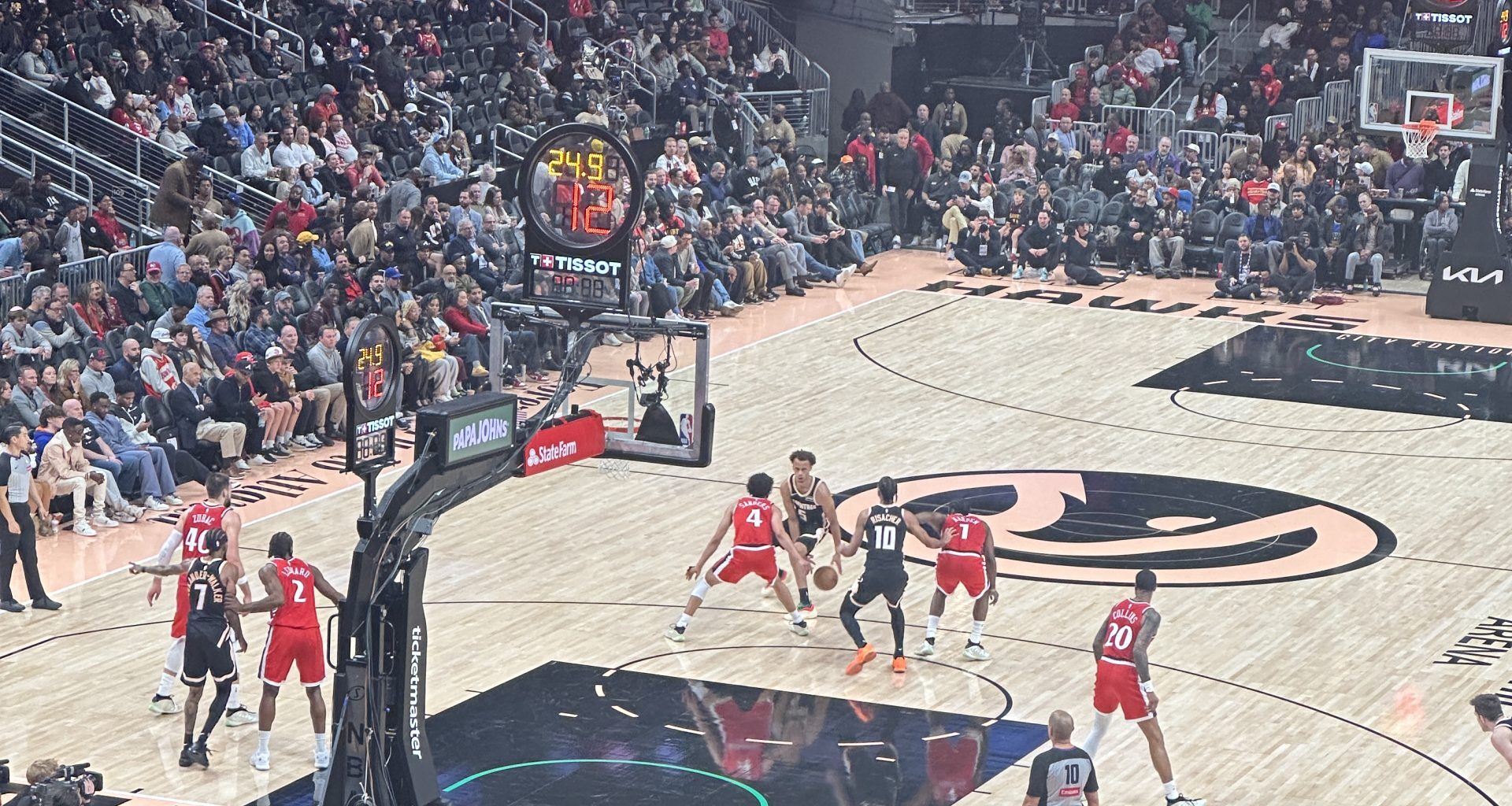 Outkast Night celebration as Clippers beat Hawks