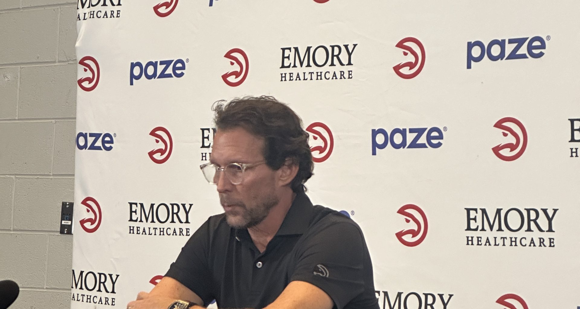 'This one hurts': Hawks fall to Nuggets 134-133 behind 40 points from Jokic