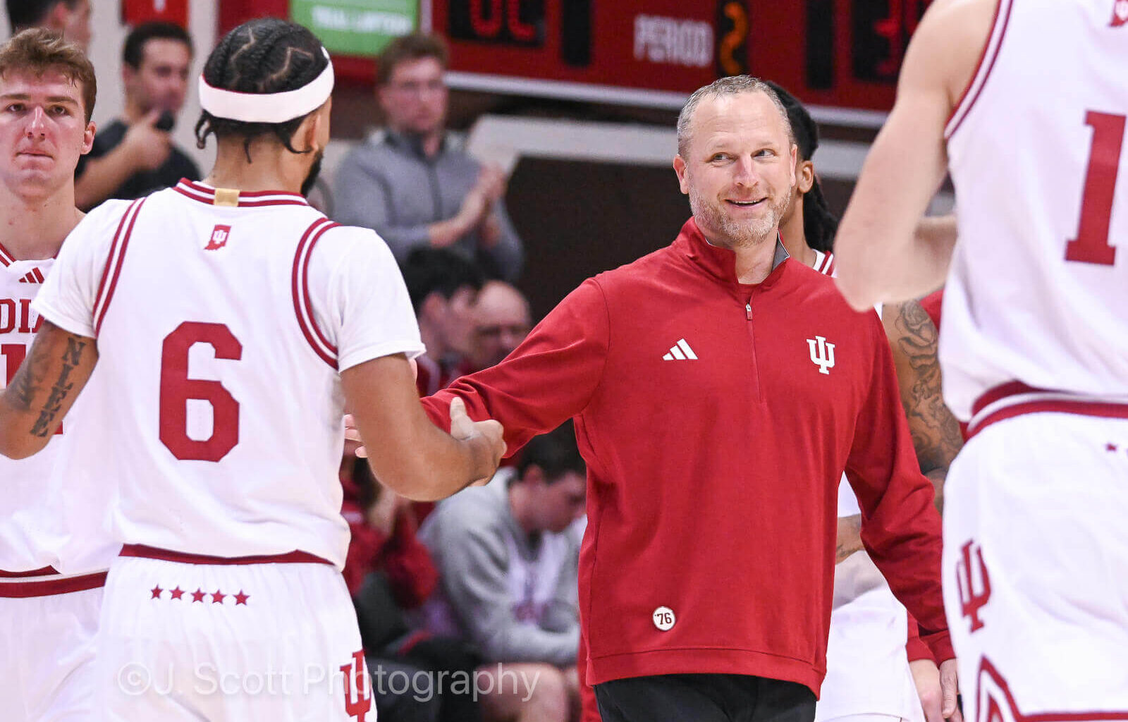 What to Expect: IU basketball takes on Louisville at Gainbridge Fieldhouse - Inside the Hall