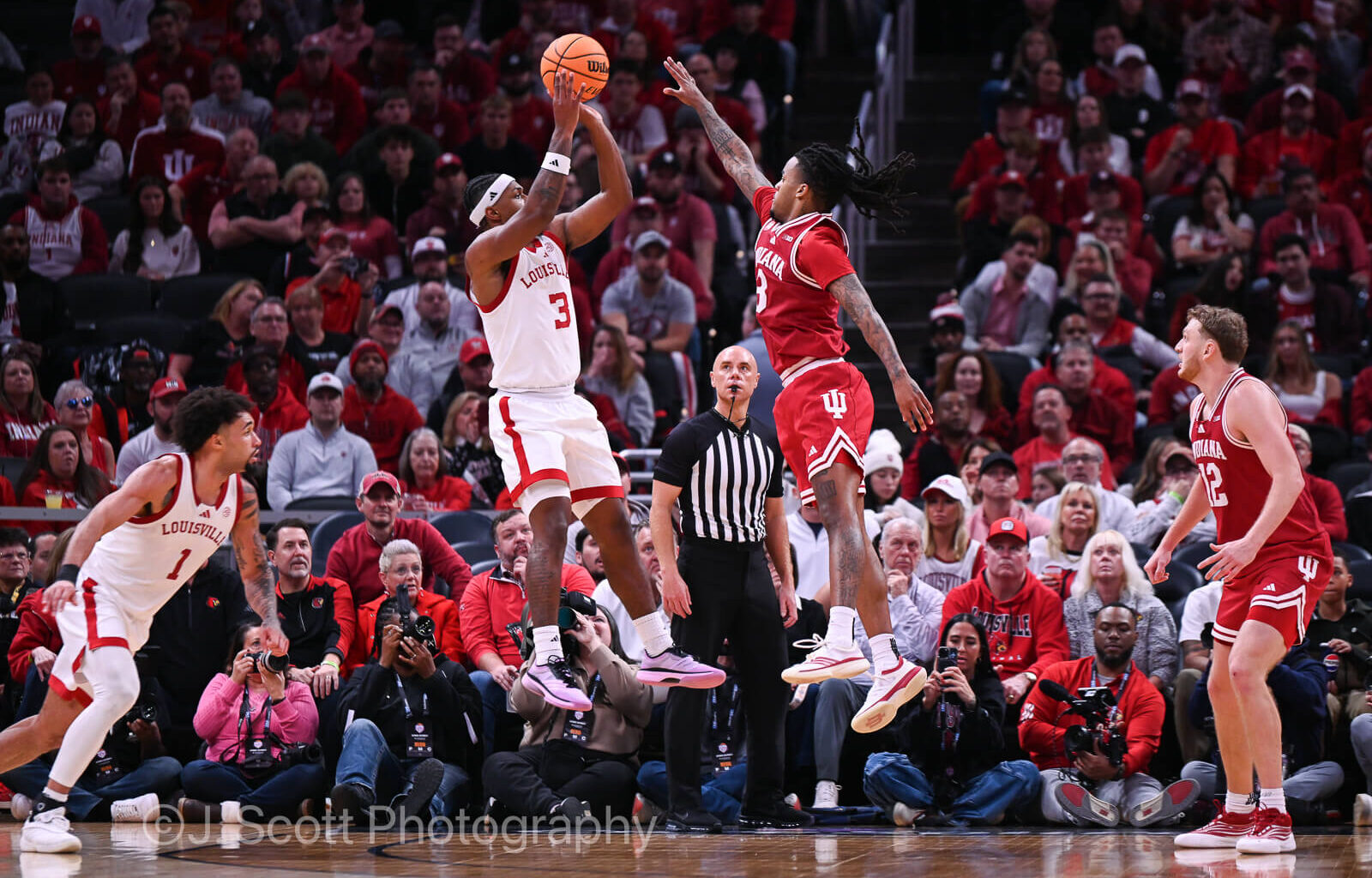 The Minute After: Louisville - Inside the Hall