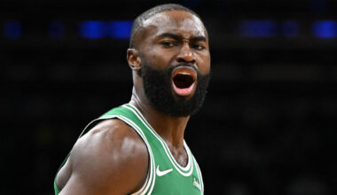 Celtics' Jaylen Brown Has Emotional Response To Winning Big Award