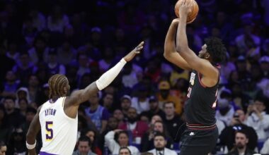 JJ Redick Praises Deandre Ayton's Defense Against 76ers