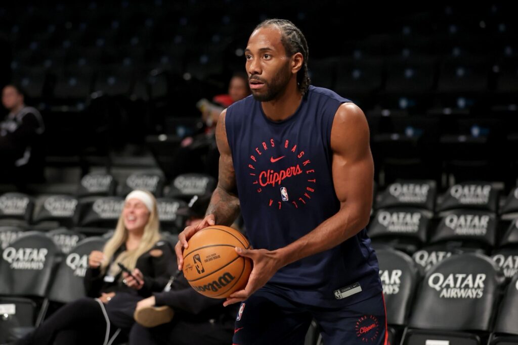 Clippers Exploring Trade Options, Kawhi Leonard Has Negative Value