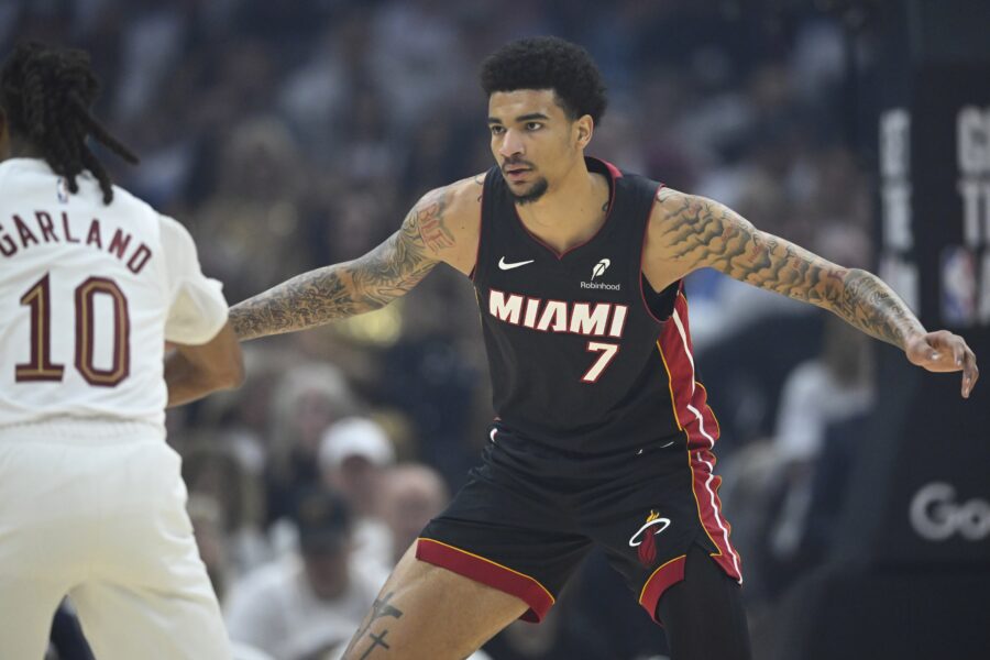 Southeast Notes: Heat, Herro, Whitmore, Diabate