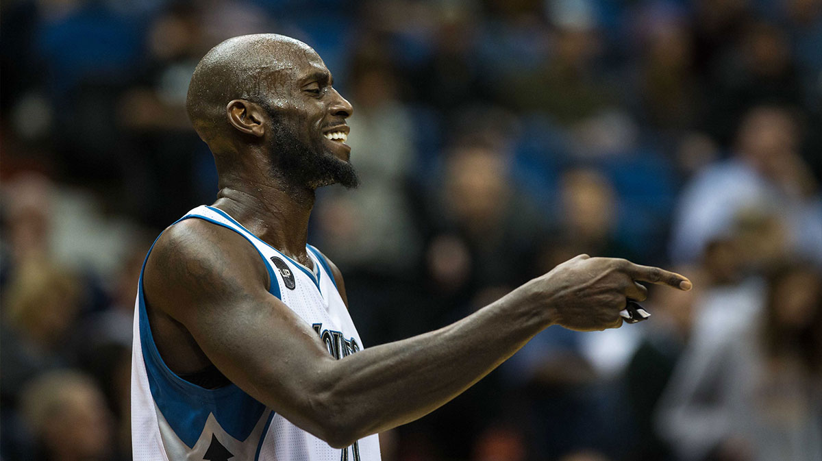 Minnesota Timberwolves forward Kevin Garnett (21) against the Orlando Magic at Target Center. The Magic defeated the Timberwolves 96-93.