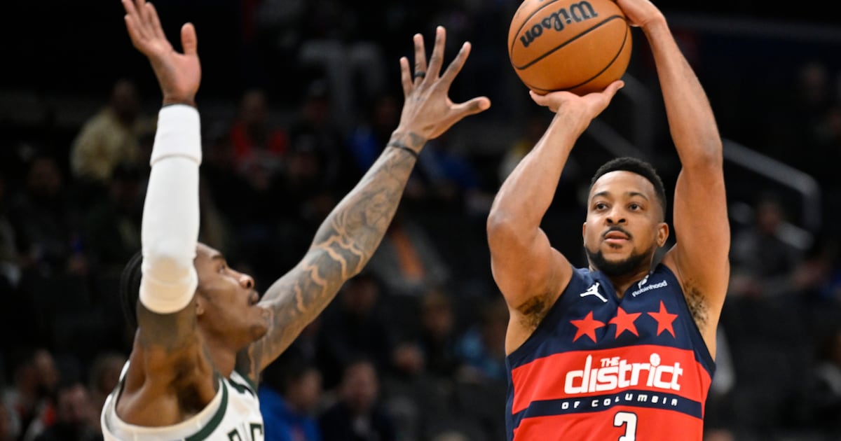 McCollum, Middleton lead Washington Wizards win over Milwaukee Bucks despite Porter’s 30 points