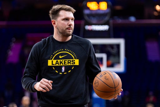 Doncic returns to Lakers' lineup following birth of daughter, James back from nagging sciatica