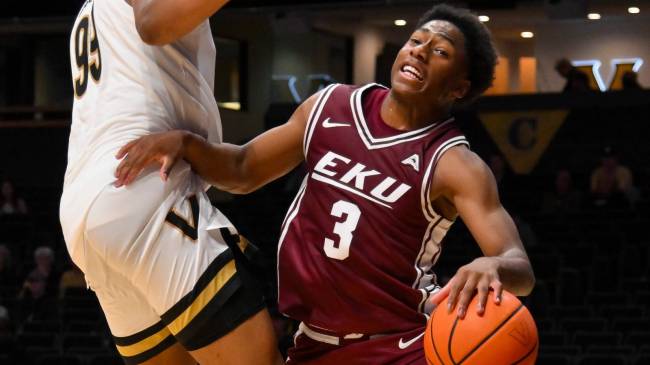 Eastern Kentucky basketball player MJ William