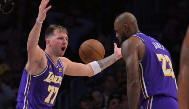 Lakers Now Shut Out Of Blockbuster Trade, Sources Say