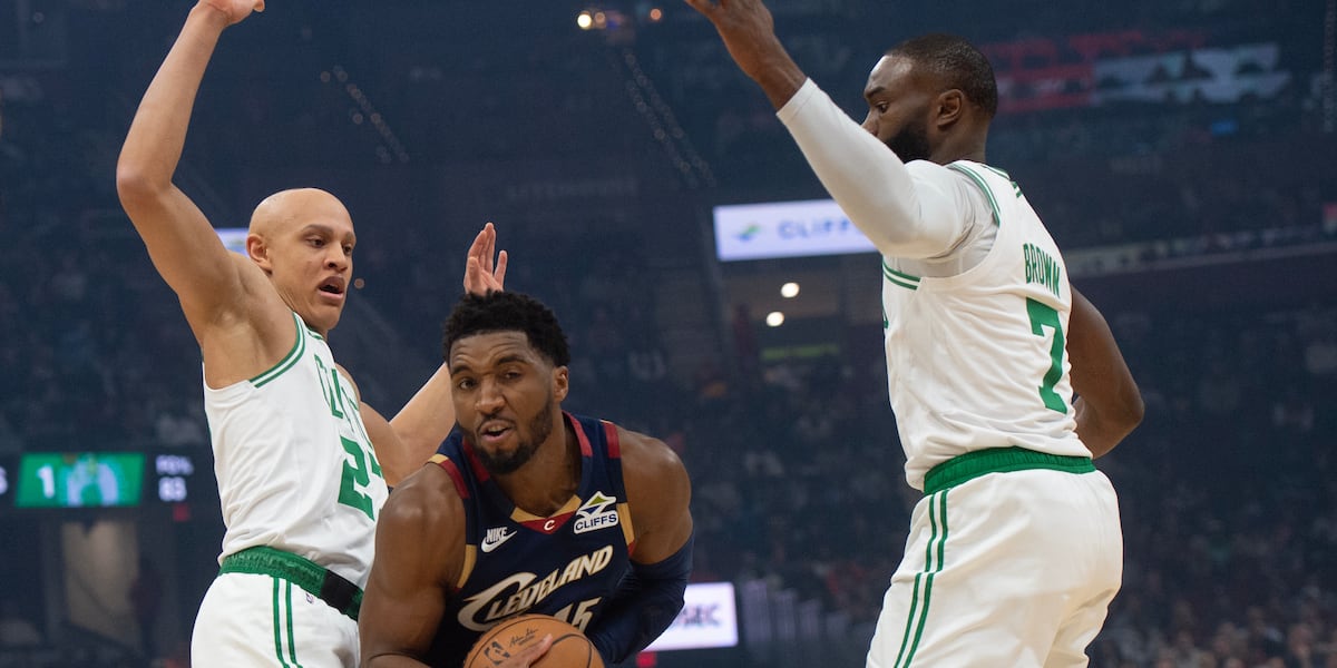 Payton Pritchard scores 42, Jaylen Brown gets triple-double as Celtics outlast Cavaliers 117-115