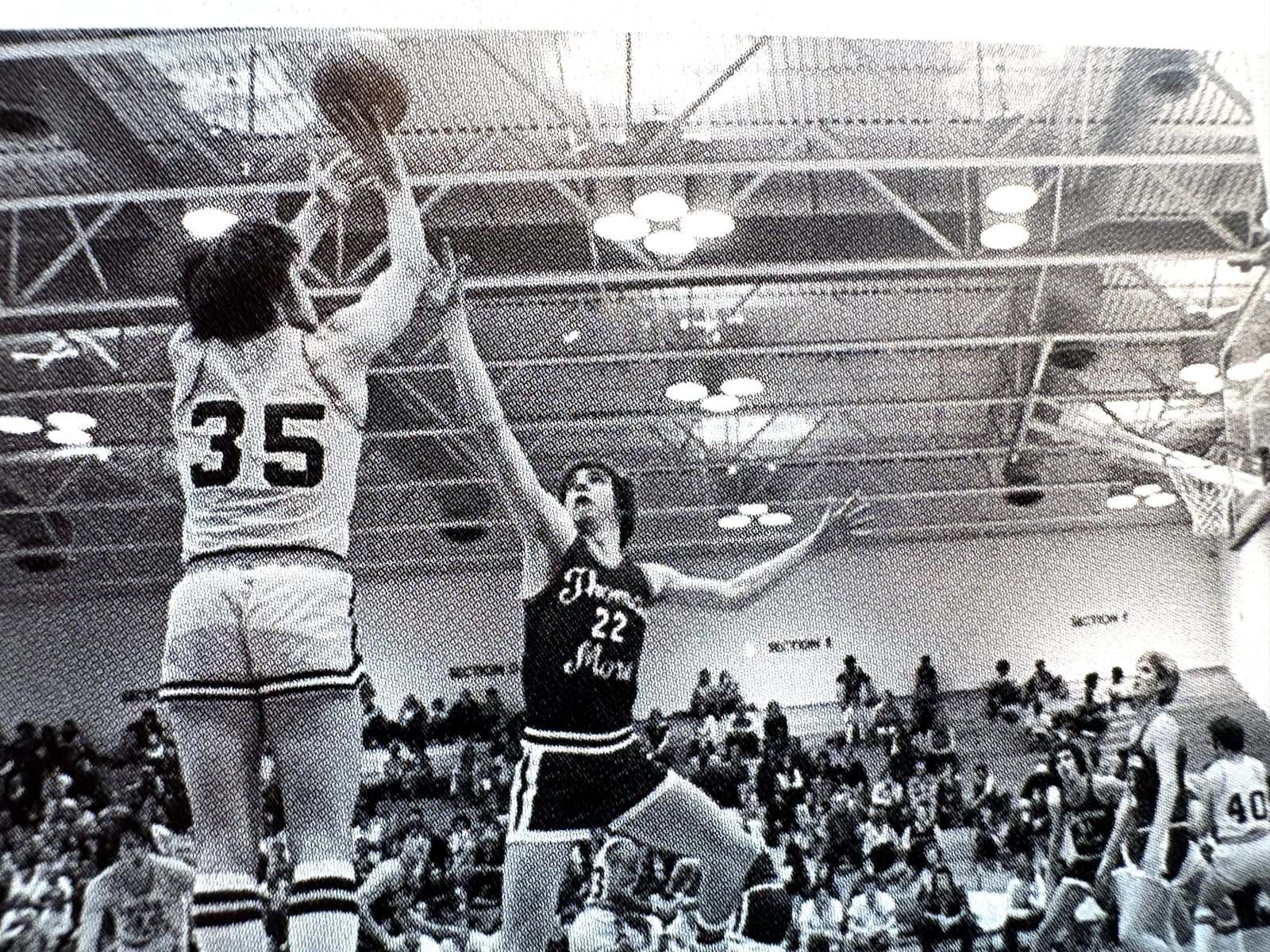 Bob Schaefer scored 1,634 points in his Wright State career. He’s still No. 9 all- time among the Raiders top career scorers. He was one of four 1,000-point scorers on the 1975-76 WSU team that earned the program its first-ever bid to an NCAA Tournament. CONTRIBUTED PHOTO