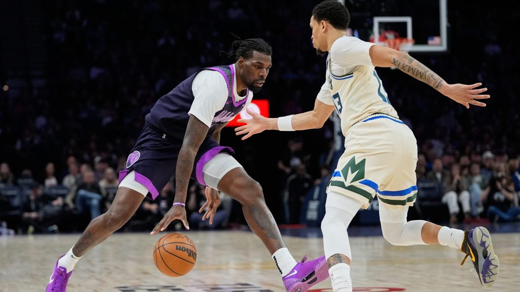 Mike Conley shines in Minnesota win