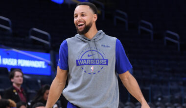 Watch Steph Curry incredibly make tunnel shot before return – NBC Sports Bay Area & California