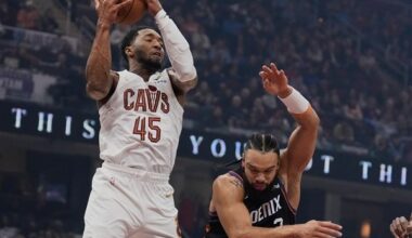 Mitchell scores 34 points to propel Cavaliers to 129-113 victory over Suns