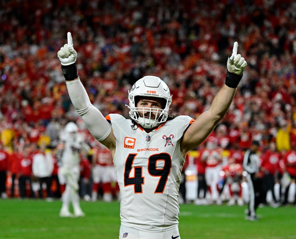 Denver Broncos win AFC West for first time since 2015