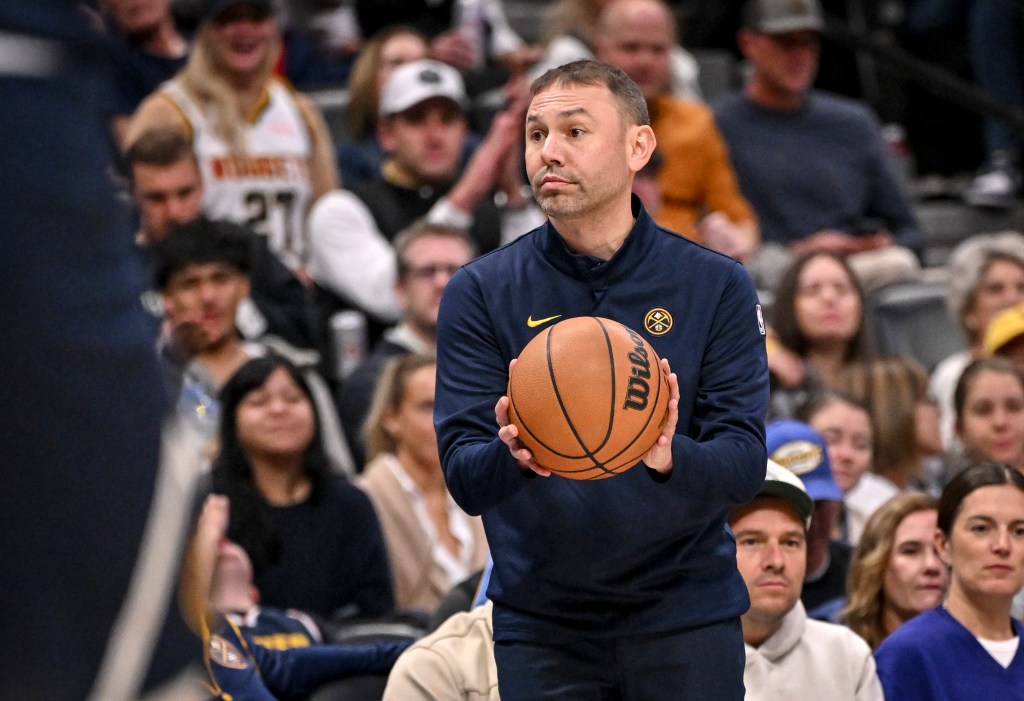 Nuggets coach David Adelman likes finding time to watch NBA 'as a fan'