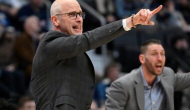 Dan Hurley's UConn men have the ability to demoralize, but it's a work in progress