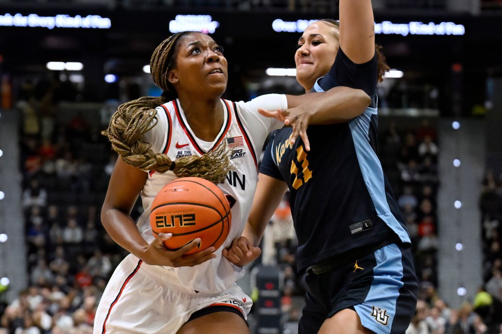Why UConn's early defensive dominance surprised Geno Auriemma