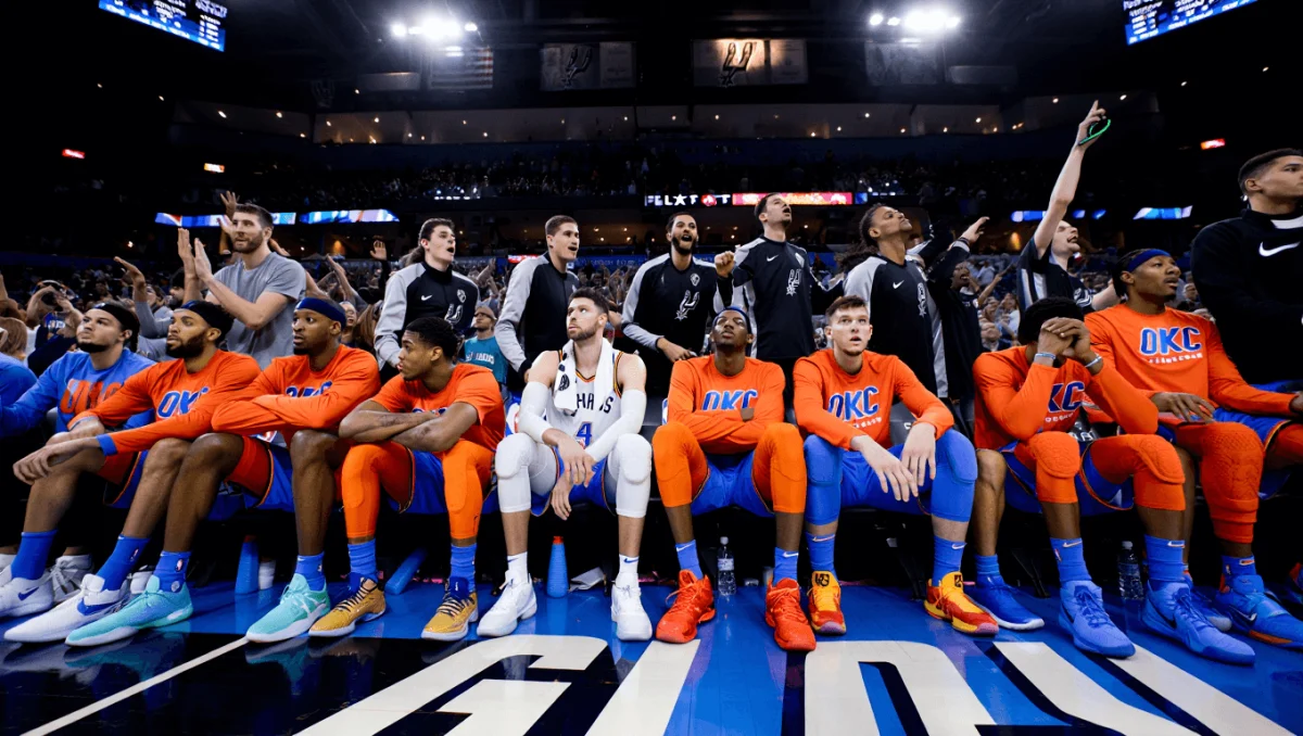 Thunder fall again to Spurs, putting all-time wins record in jeopardy image