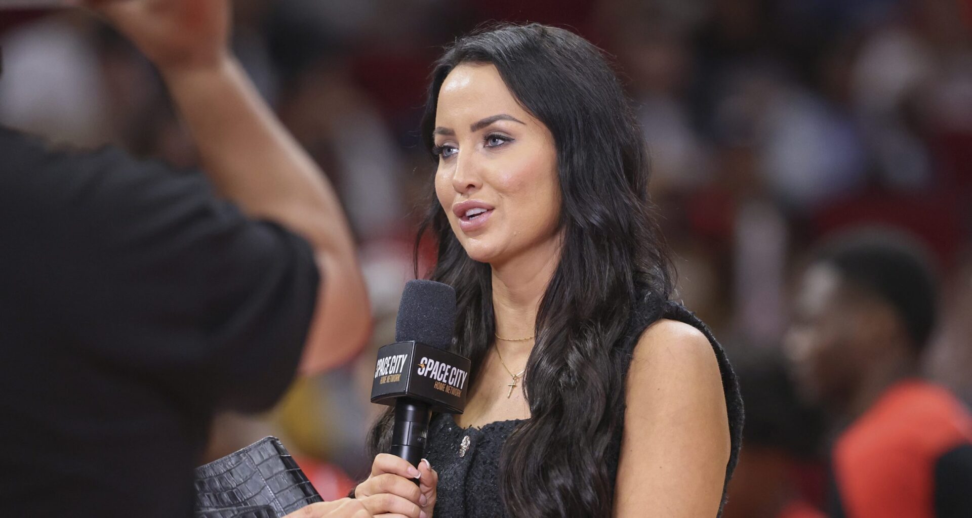 Vanessa Richardson re-signs with ESPN to continue hosting 'Hoop Streams'
