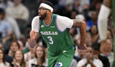 Hawks' Anthony Davis 5-team trade proposal moves Trae Young in blockbuster image