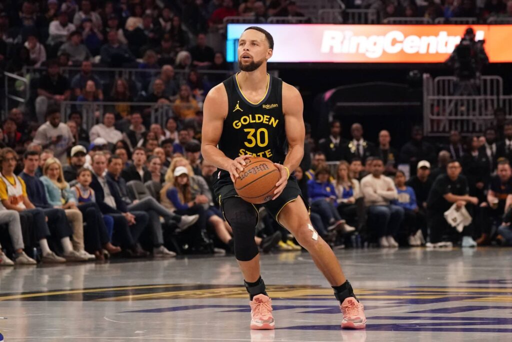 Steve Kerr Reveals Stephen Curry May Be Paired With Key Roster Piece In New Backcourt Rotation