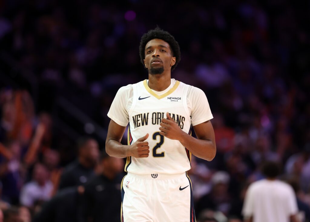 Nov 10, 2025; Phoenix, Arizona, USA; New Orleans Pelicans forward Herbert Jones (2) against the Phoenix Suns at the Mortgage Matchup Center. Mandatory Credit: Mark J. Rebilas-Imagn Images