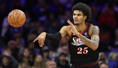 Dec 12, 2025; Philadelphia, Pennsylvania, USA; Philadelphia 76ers forward Dominick Barlow (25) passes the ball against the Indiana Pacers during the first quarter at Xfinity Mobile Arena.
