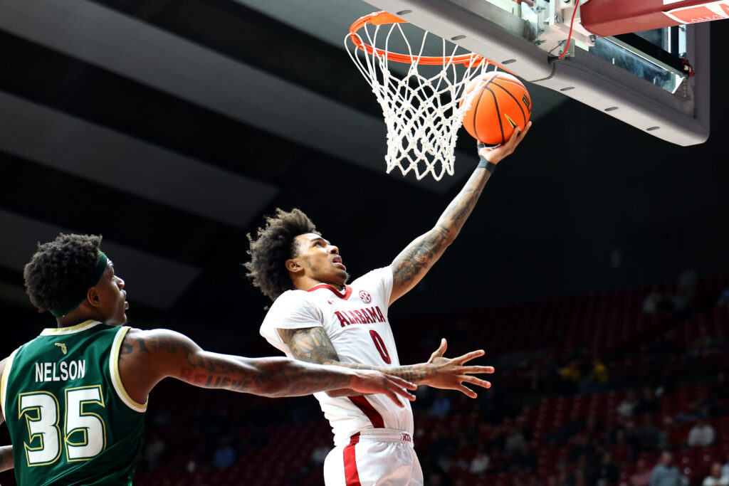 Alabama Crimson Tide guard Labaron Philon