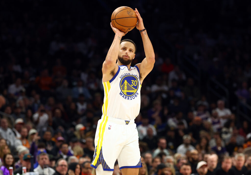 Warriors Player Ratings: Stephen Curry Goes Cold In Frustrating 98-99 Loss Against Suns