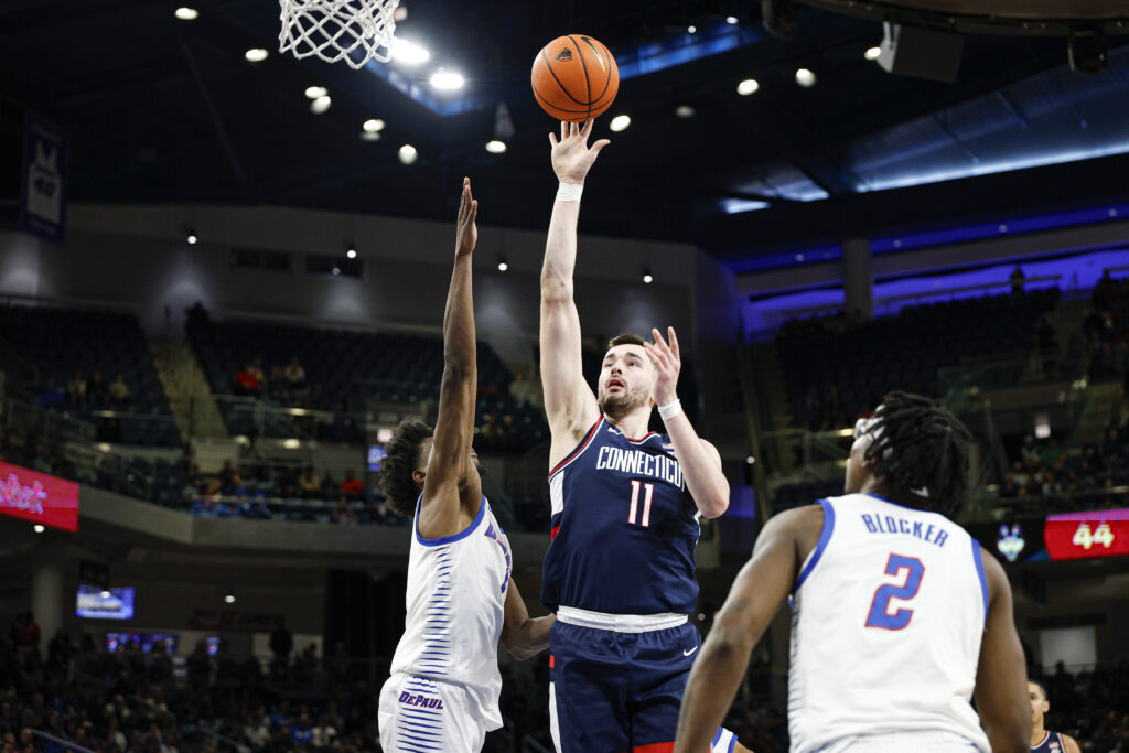 UConn Huskies forward Alex Karaban
