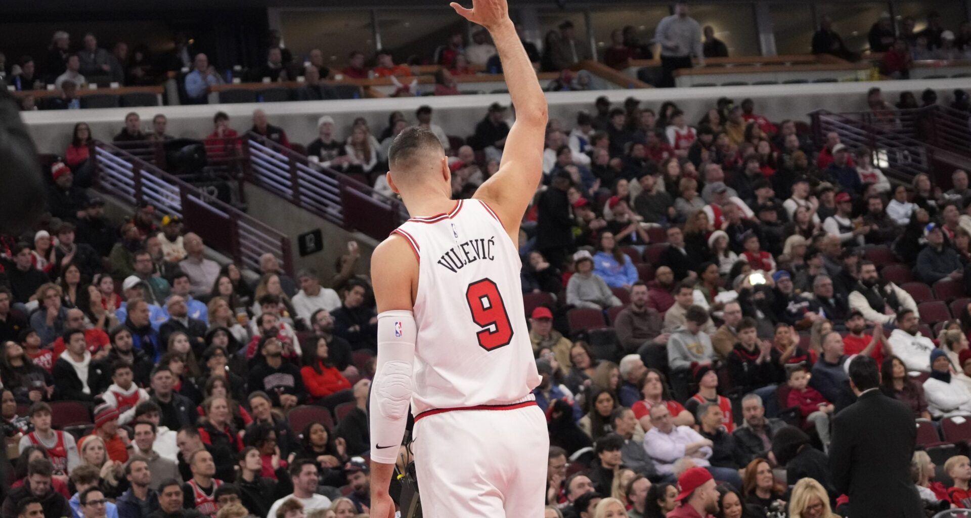 Newest Report Lays Out All The Details Behind Chicago's Deadline Approach