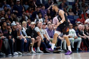 Phoenix SunsNew Orleans Pelicans
Phoenix Suns
New Orleans Pelicans
Phoenix Suns
New Orleans Pelicans
Phoenix Suns
New Orleans Pelicans
Phoenix Suns
New Orleans Pelicans
