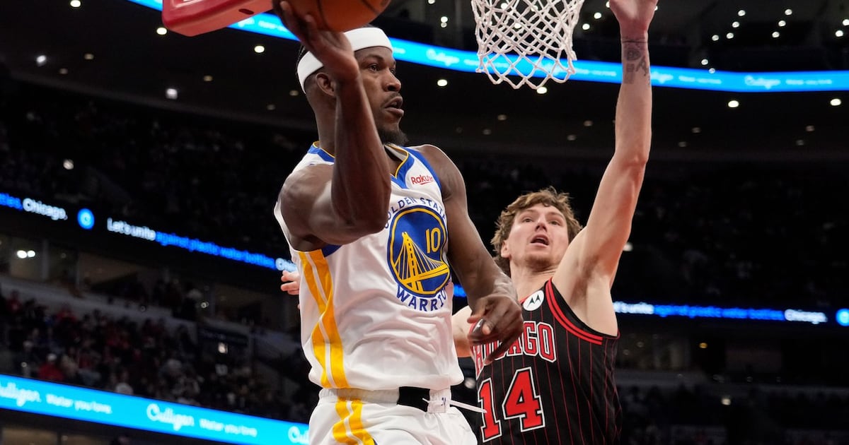 Brandin Podziemski, Jimmy Butler help Golden State Warriors hand Chicago Bulls their seventh straight loss