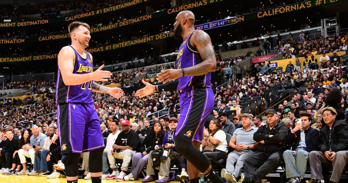 Luka Doncic returns to Los Angeles Lakers' lineup following birth of daughter, LeBron James back from nagging sciatica