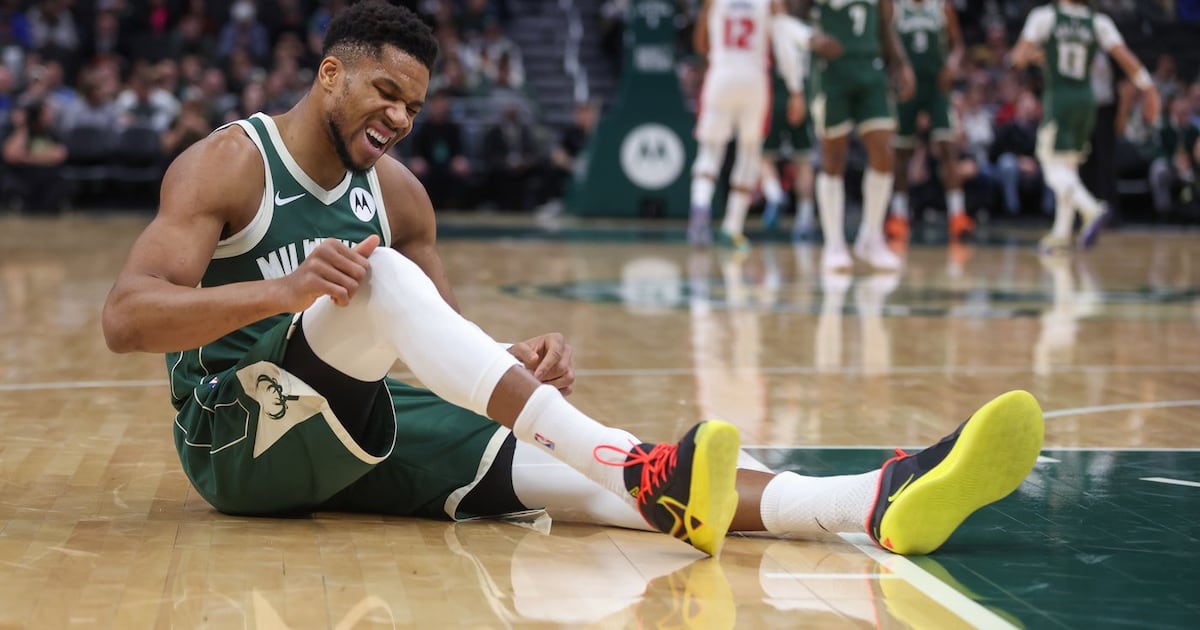 Milwaukee Bucks list Giannis Antetokounmpo as questionable for Saturday's game as he nears return from calf strain