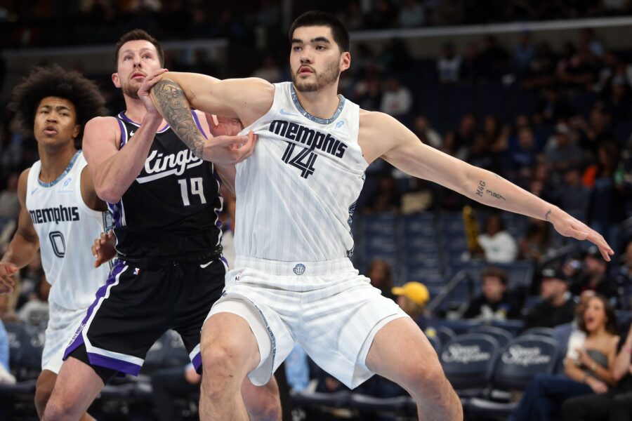 Southwest Notes: Edey, Morant, Wembanyama, Castle, Zion