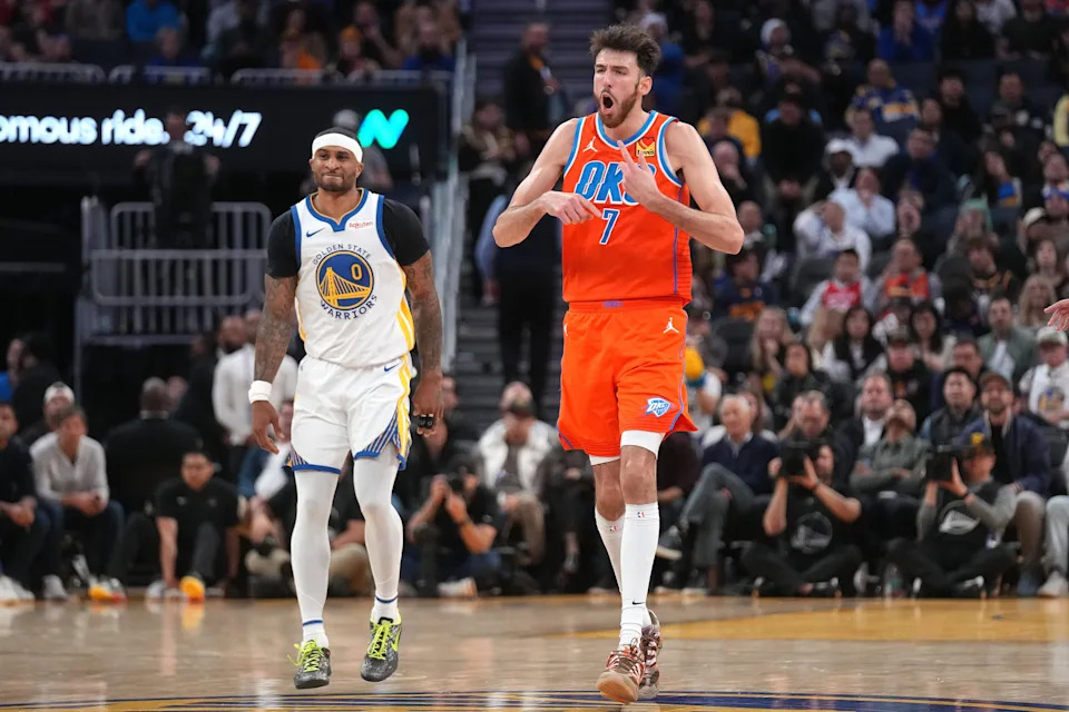 Dec 2, 2025; San Francisco, California, USA; Oklahoma City Thunder center Chet Holmgren (7) reacts after making a shot next to Golden State Warriors guard Gary Payton II (0) in the fourth quarter at the Chase Center. Mandatory Credit: Cary Edmondson-Imagn Images