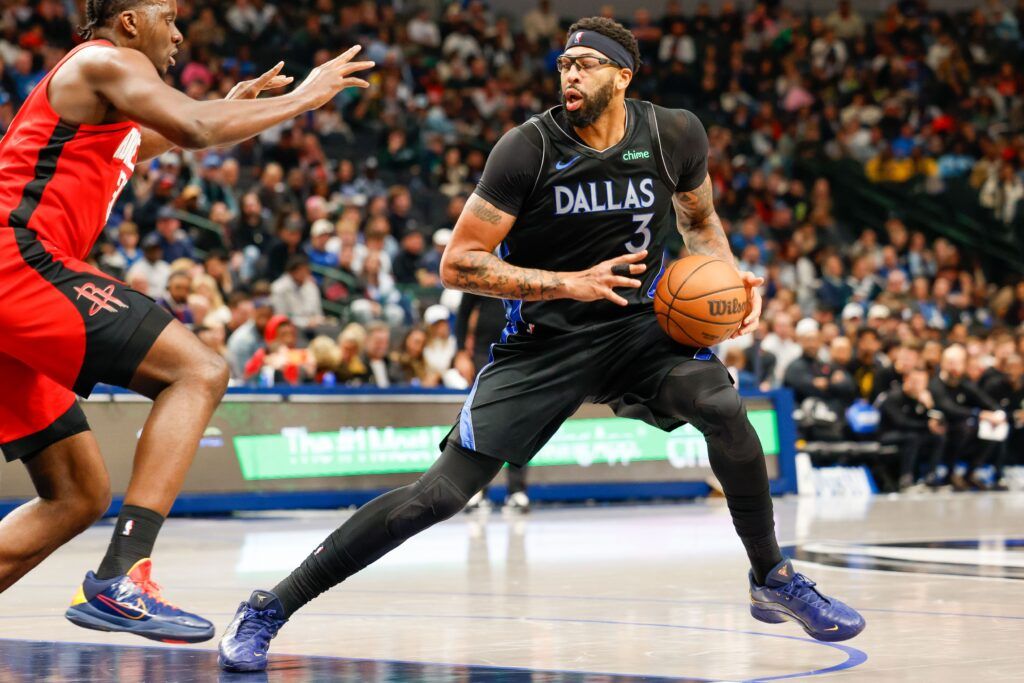 Insider Reveals 3 Potential Suitors for Mavericks Star