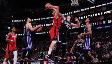 Sengun, Durant lead Rockets to 121-95 victory over the Kings