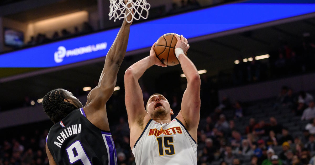 Jokic has 36 points, 12 boards as Nuggets rout Kings 136-105 for 4th straight win