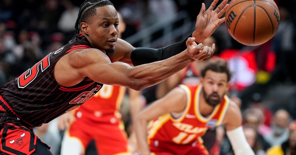 Bulls win over Hawks in another close game 126-123