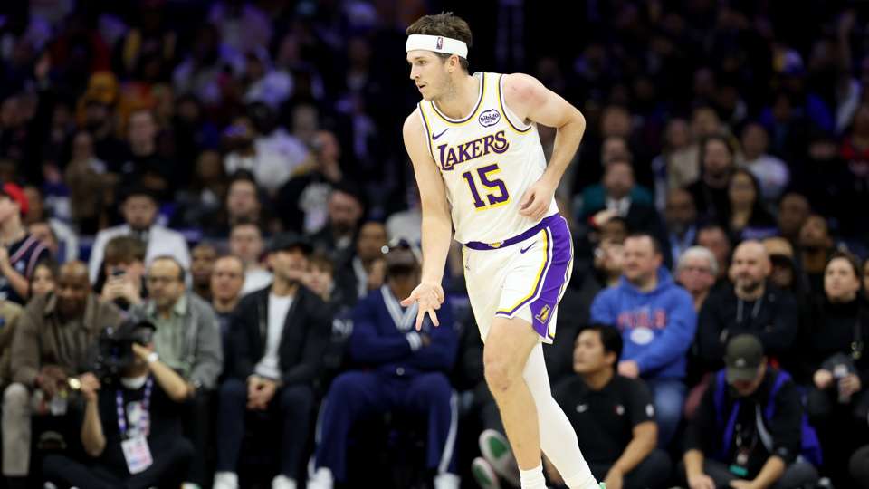 Lakers guard Reaves to miss at least one week