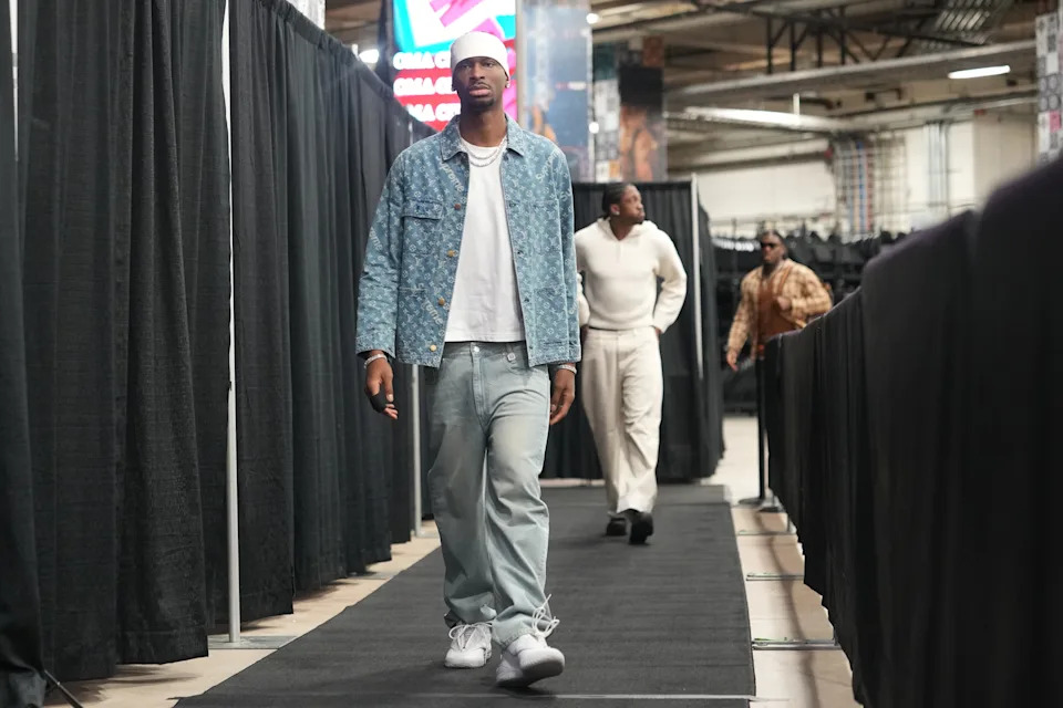 Dec 23, 2025; San Antonio, Texas, USA; Oklahoma City Thunder guard Shai Gilgeous-Alexander (2) enters Frost Bank Center before a game against the San Antonio Spurs. Mandatory Credit: Scott Wachter-Imagn Images